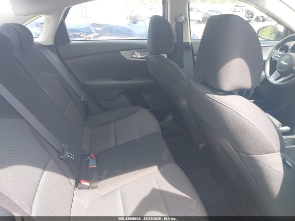 2022 KIA FORTE LXS
