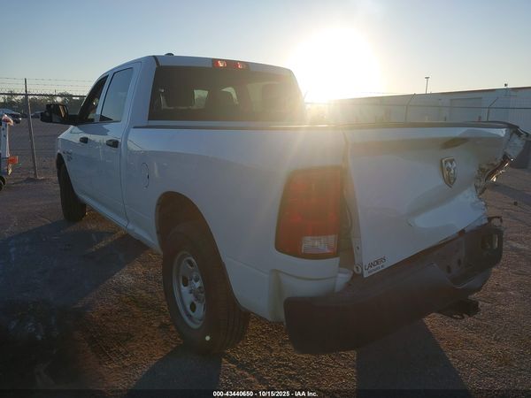 2022 RAM 1500 CLASSIC TRADESMAN  4X4 6'4 BOX
