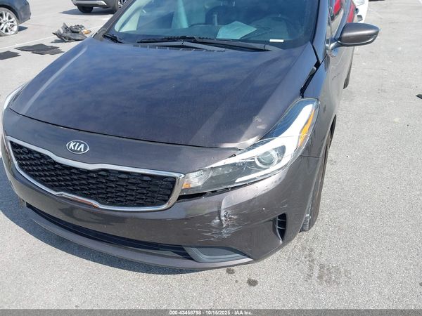 2017 KIA FORTE LX