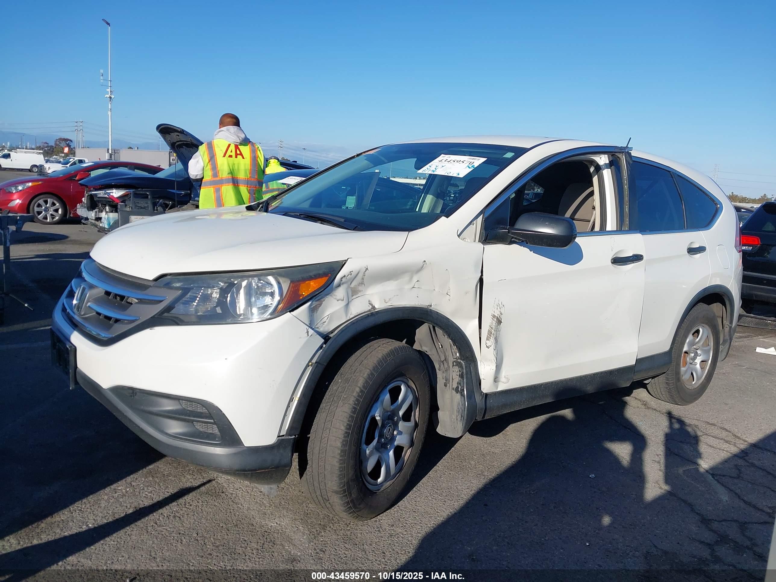 2013 HONDA CR-V LX