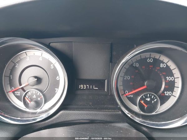 2019 DODGE GRAND CARAVAN SXT — I7