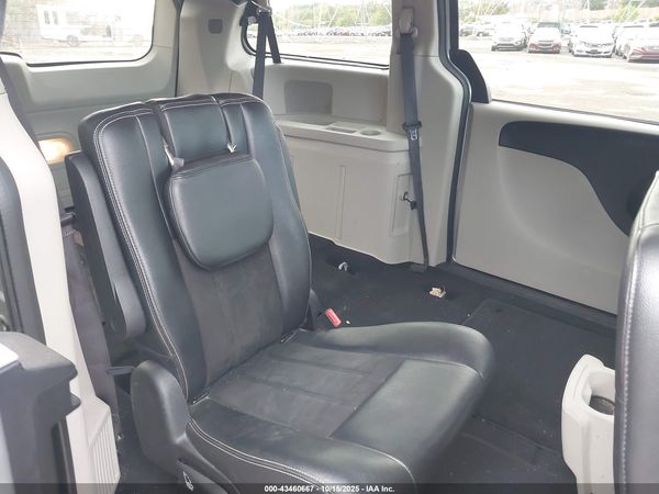 2019 DODGE GRAND CARAVAN SXT — I8