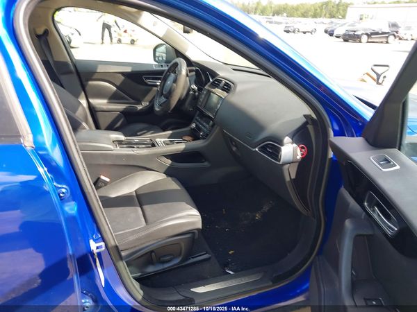 2018 JAGUAR F-PACE 25T PREMIUM