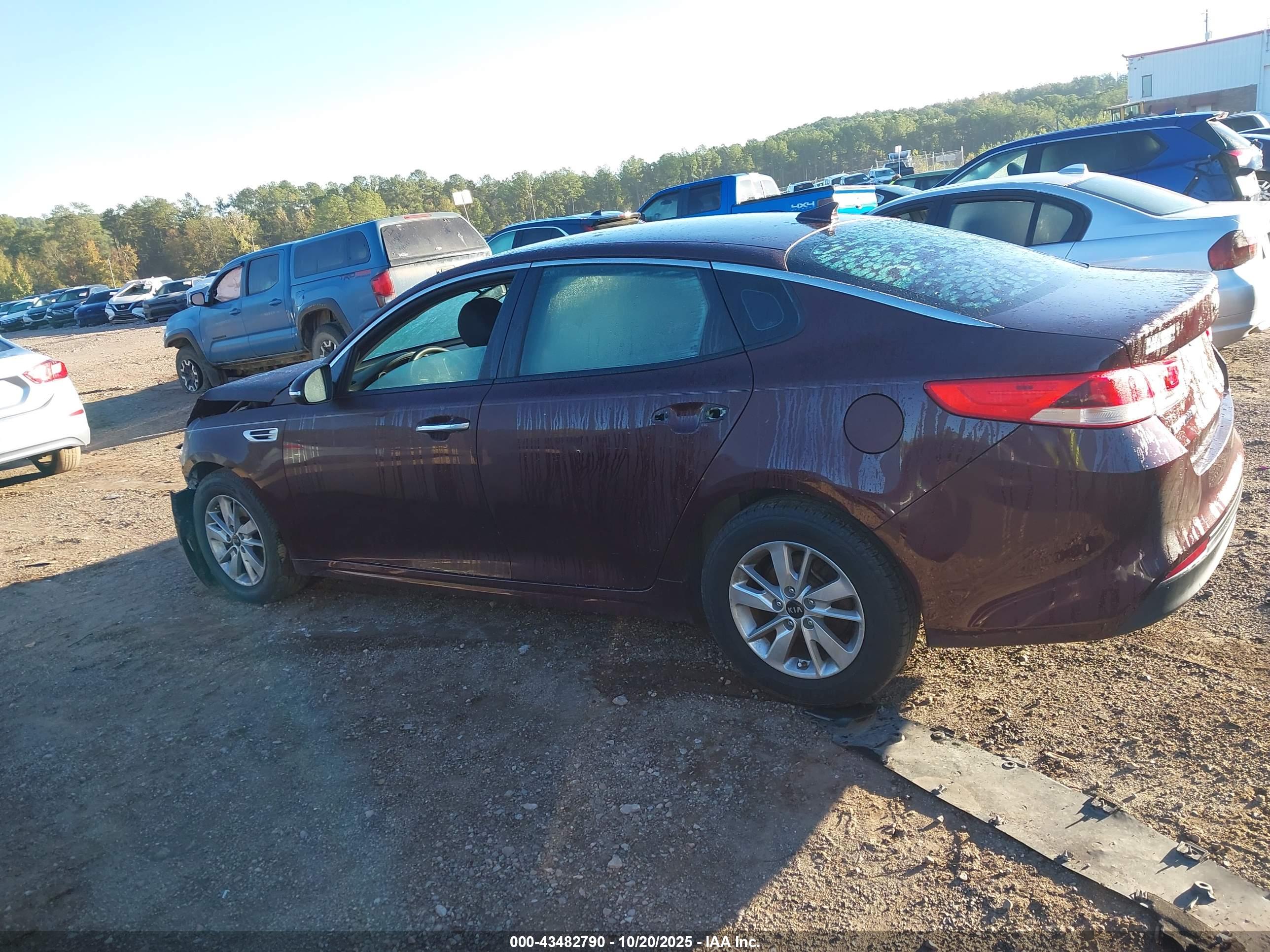 2017 KIA OPTIMA LX