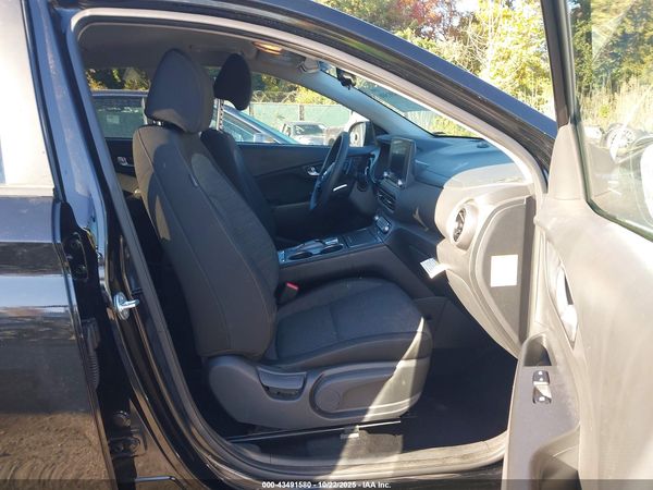 2023 HYUNDAI KONA ELECTRIC SE