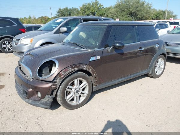 2012 MINI COOPER S