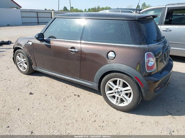 2012 MINI COOPER S