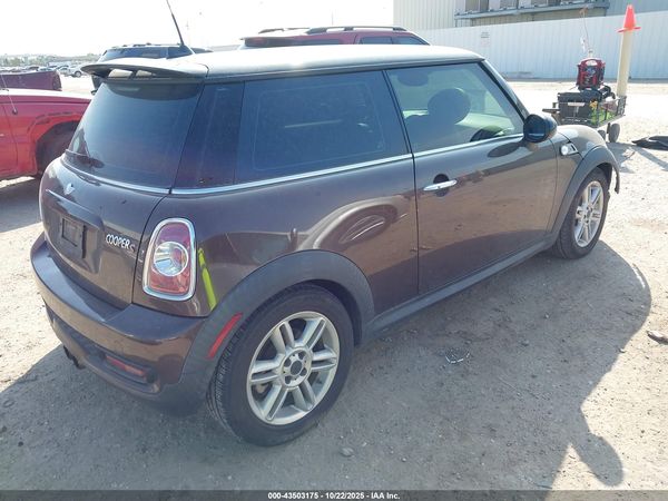 2012 MINI COOPER S
