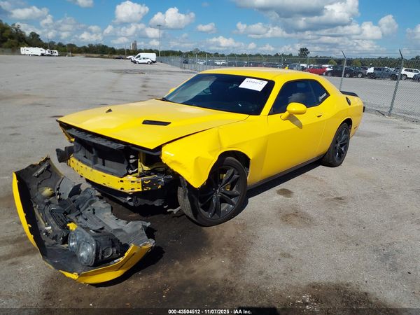 2017 DODGE CHALLENGER SXT