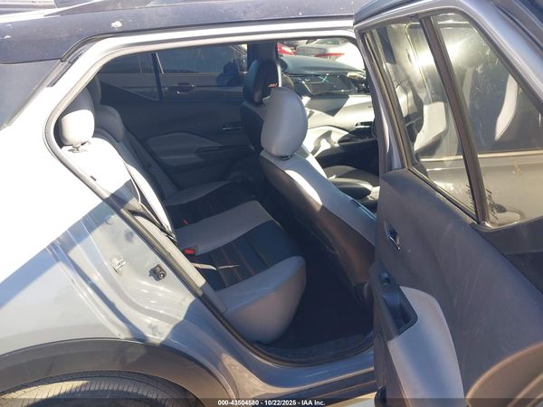 2021 NISSAN KICKS SR XTRONIC CVT — I8