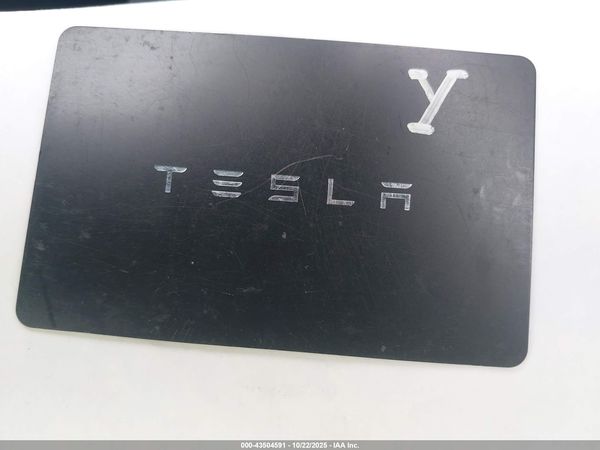 2022 TESLA MODEL Y