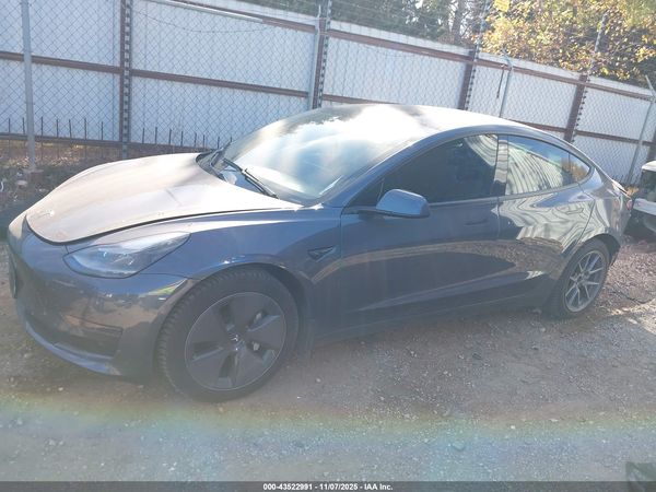 2021 TESLA MODEL 3