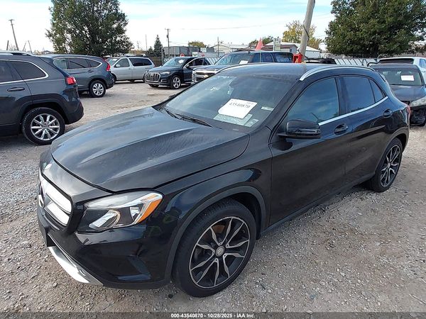 2017 MERCEDES-BENZ GLA 250 4MATIC