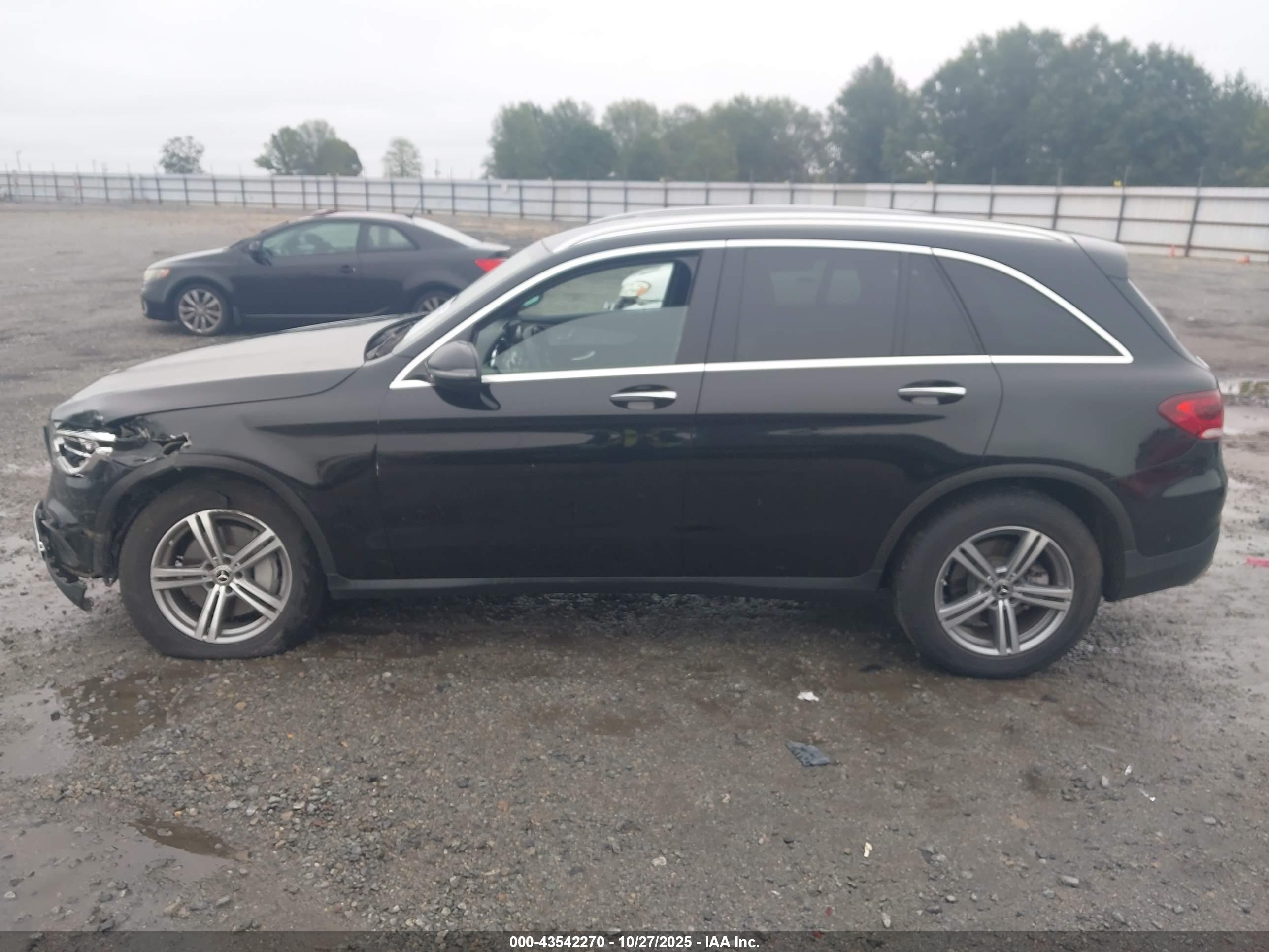 2021 MERCEDES-BENZ GLC 300 SUV