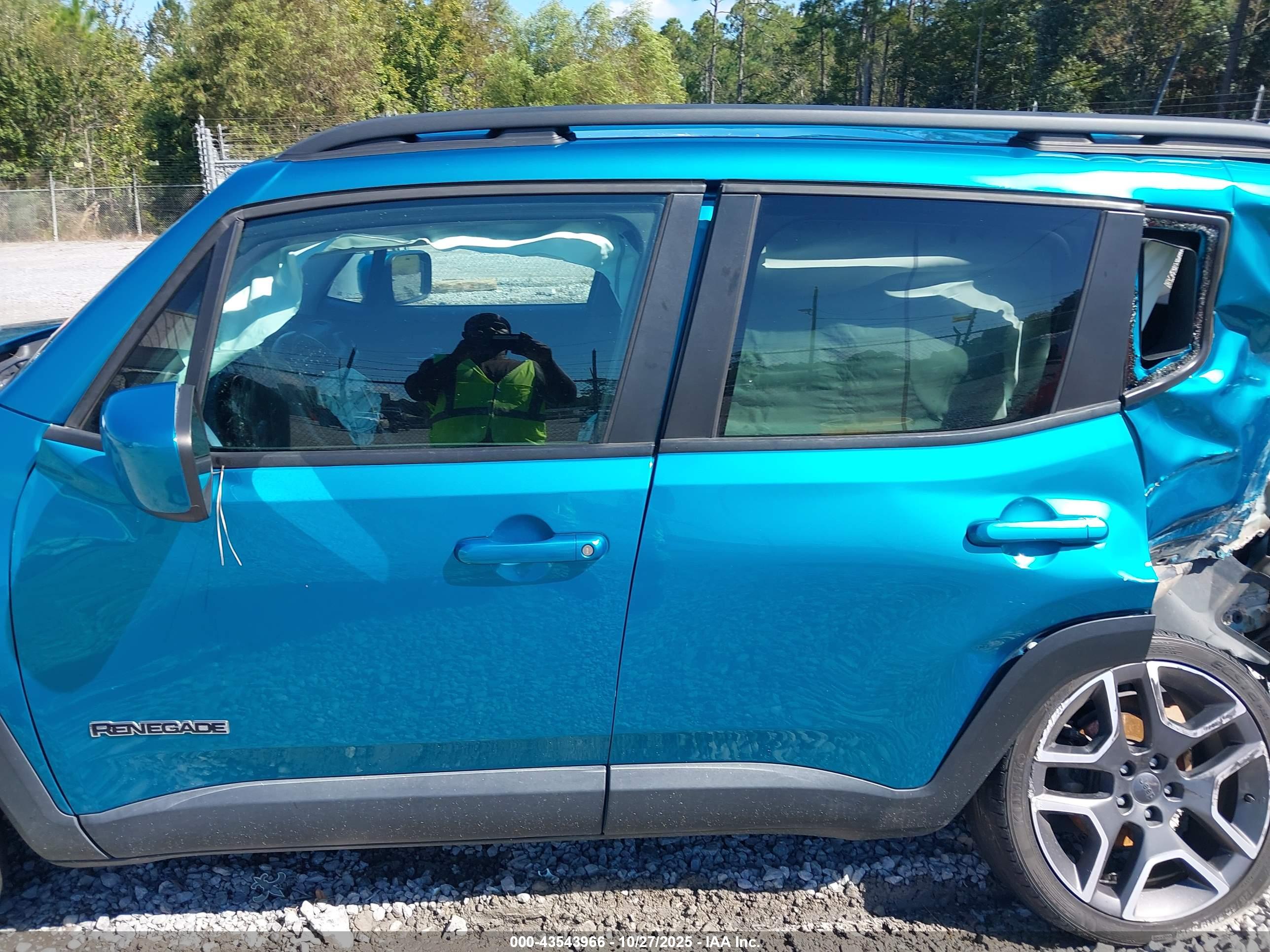 2020 JEEP RENEGADE LATITUDE FWD