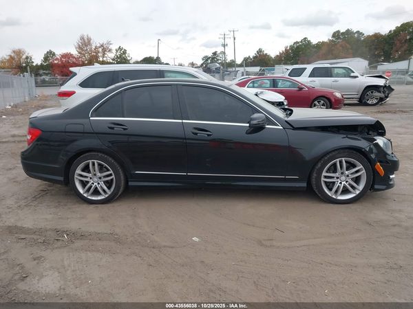 2013 MERCEDES-BENZ C 300 SPORT 4MATIC