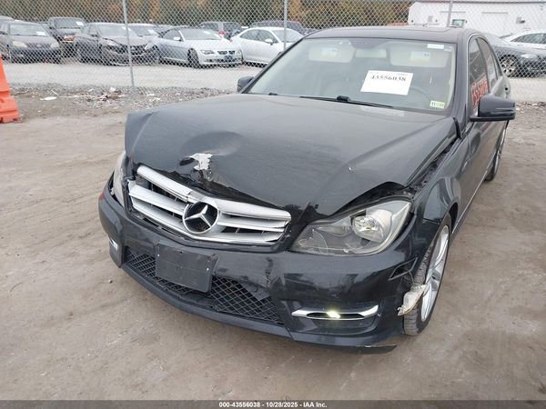 2013 MERCEDES-BENZ C 300 SPORT 4MATIC