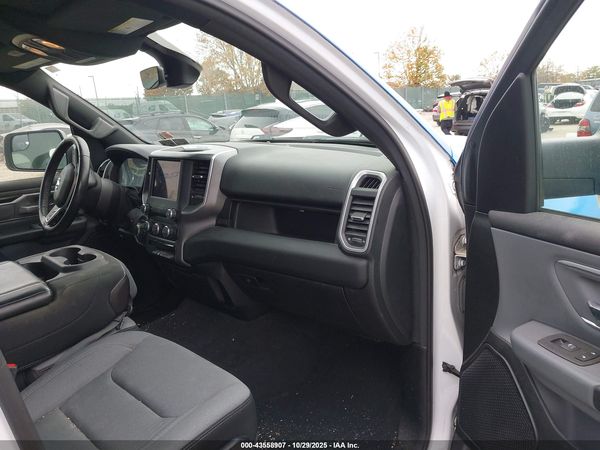 2021 RAM 1500 BIG HORN  4X4 6'4 BOX