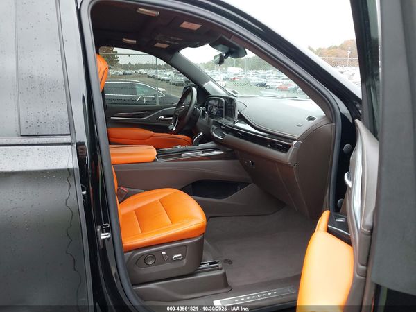 2022 CADILLAC ESCALADE 4WD SPORT