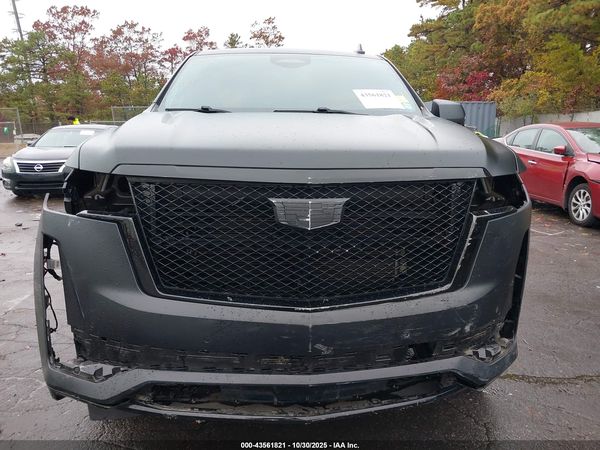 2022 CADILLAC ESCALADE 4WD SPORT