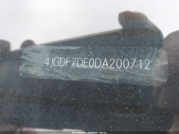 2013 MERCEDES-BENZ GL 550 4MATIC