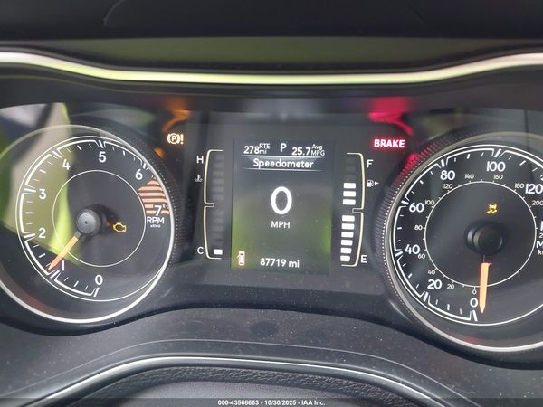 2019 JEEP CHEROKEE LATITUDE FWD