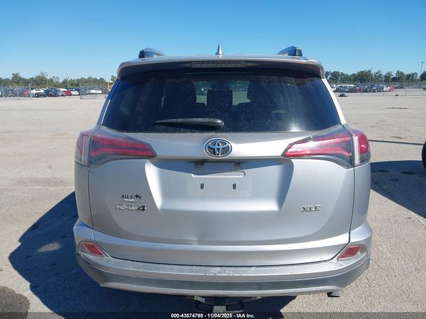 2018 TOYOTA RAV4 XLE