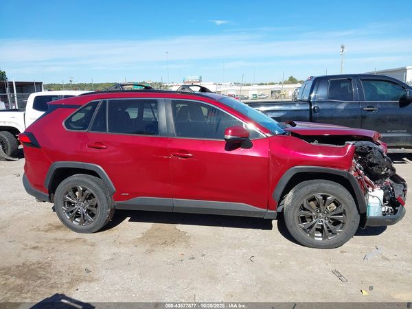 2022 TOYOTA RAV4 HYBRID XLE PREMIUM