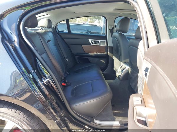 2014 JAGUAR XF I4 T