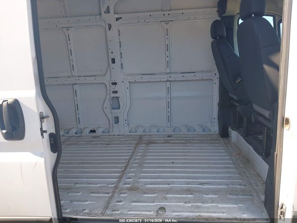 2025 RAM PROMASTER 3500 — I8