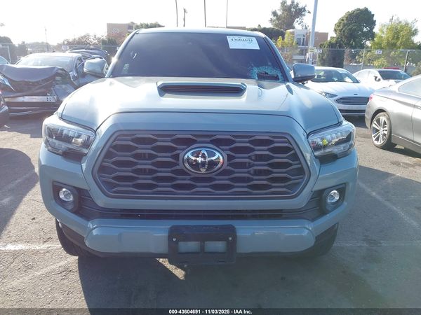 2022 TOYOTA TACOMA TRD SPORT