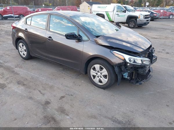 2017 KIA FORTE LX