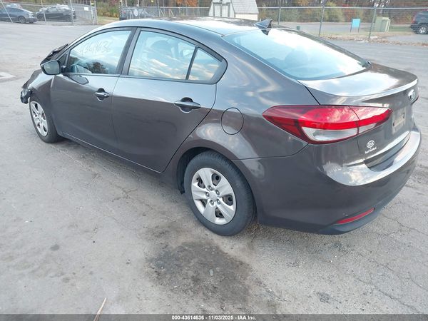 2017 KIA FORTE LX