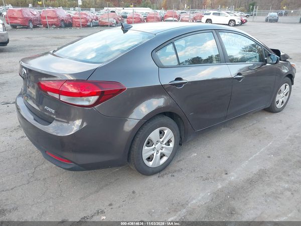 2017 KIA FORTE LX