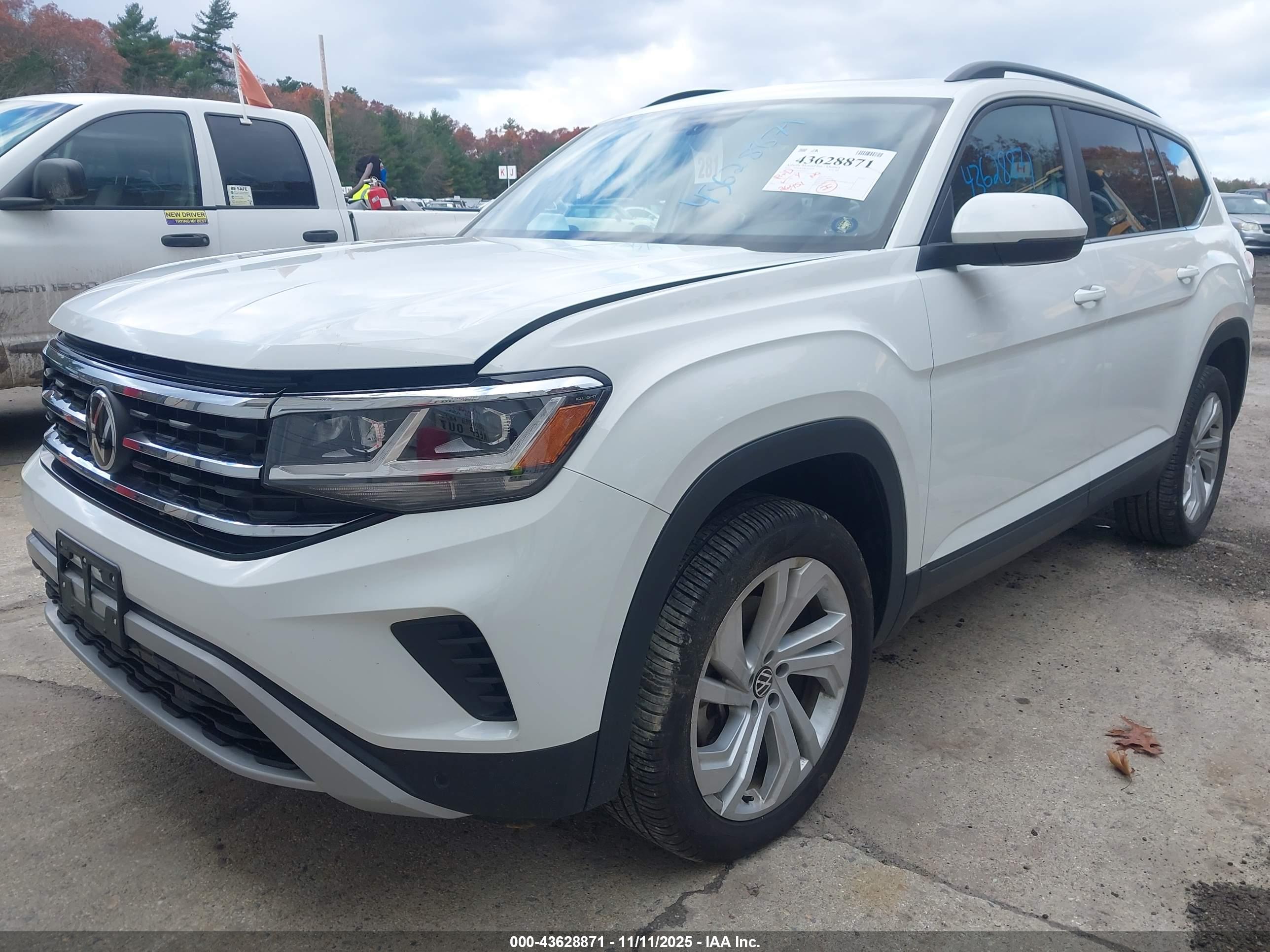 2023 VOLKSWAGEN ATLAS 2.0T SE W/TECHNOLOGY — I2