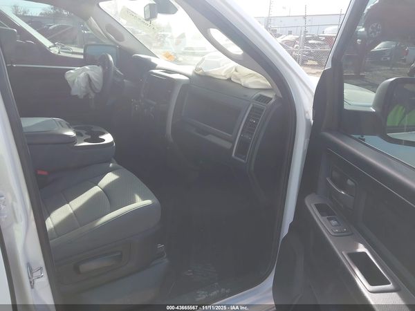 2020 RAM 1500 CLASSIC TRADESMAN  4X2 6'4 BOX
