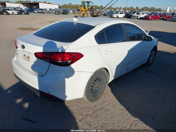 2017 KIA FORTE LX