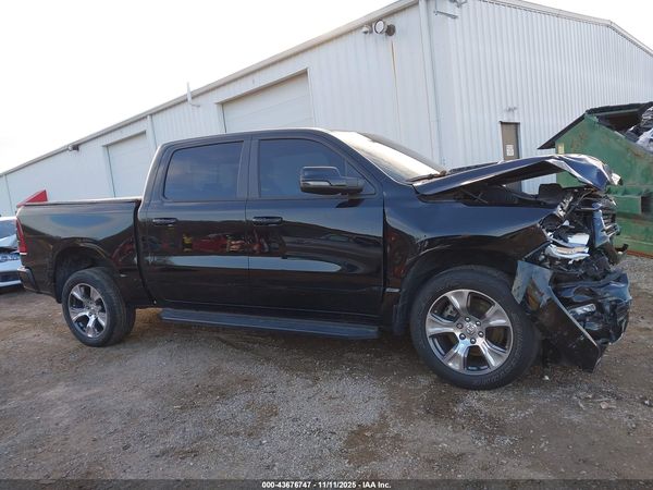 2024 RAM 1500 LARAMIE  4X4 5'7 BOX