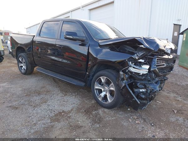 2024 RAM 1500 LARAMIE  4X4 5'7 BOX