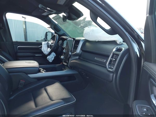2024 RAM 1500 LARAMIE  4X4 5'7 BOX