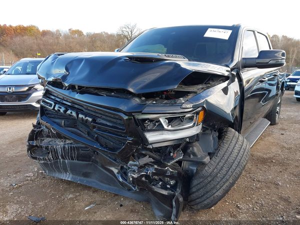 2024 RAM 1500 LARAMIE  4X4 5'7 BOX