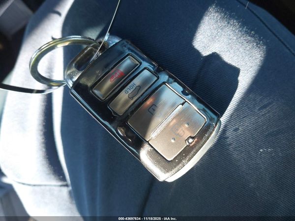 2017 KIA CADENZA PREMIUM