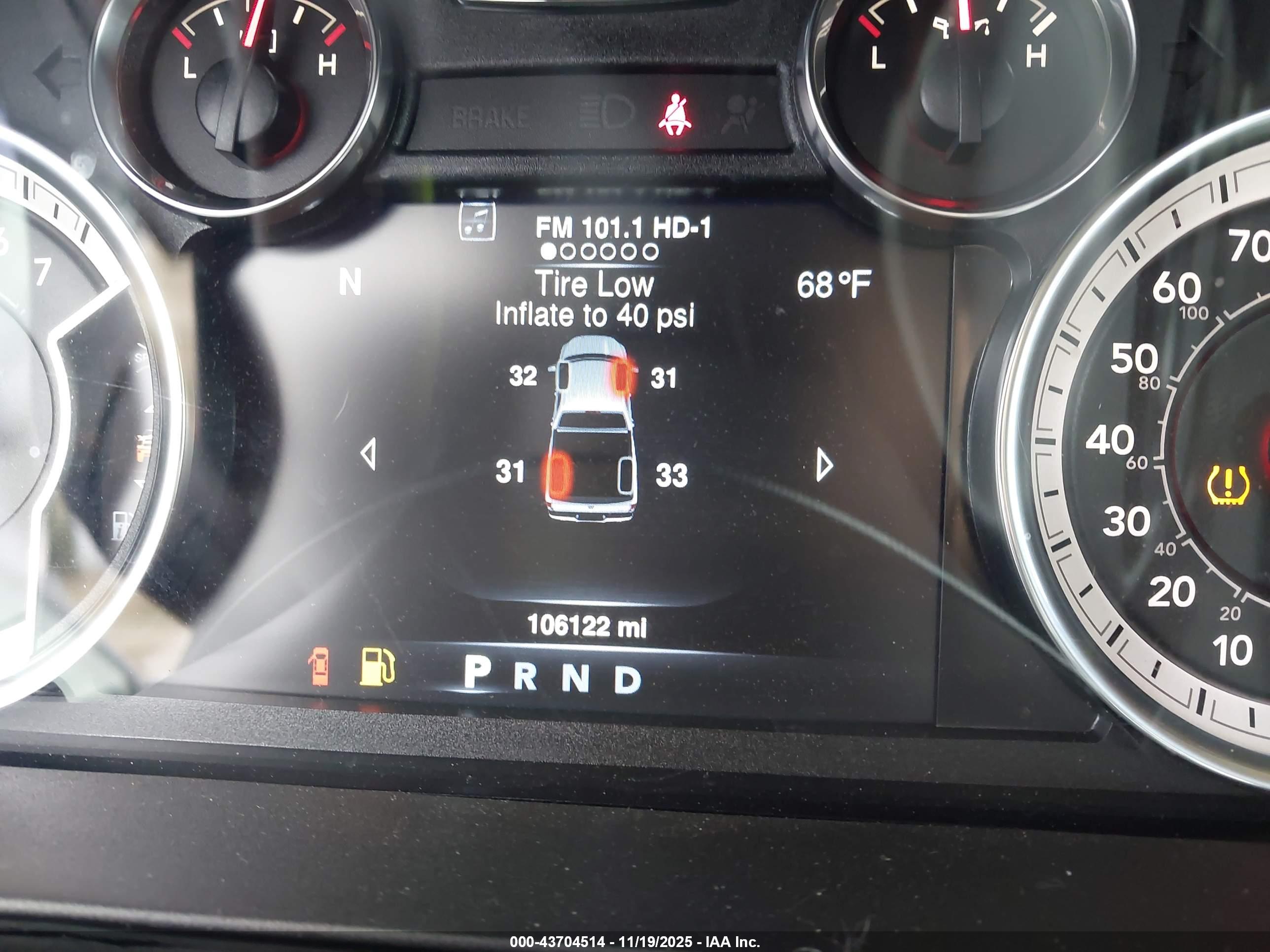 2020 RAM 1500 CLASSIC SLT  4X2 6'4 BOX