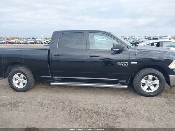 2020 RAM 1500 CLASSIC SLT  4X2 6'4 BOX