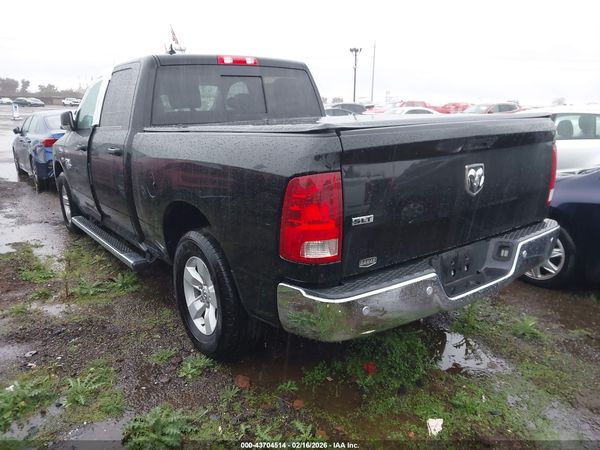 2020 RAM 1500 CLASSIC SLT  4X2 6'4 BOX