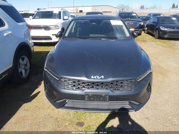 2022 KIA K5 LXS