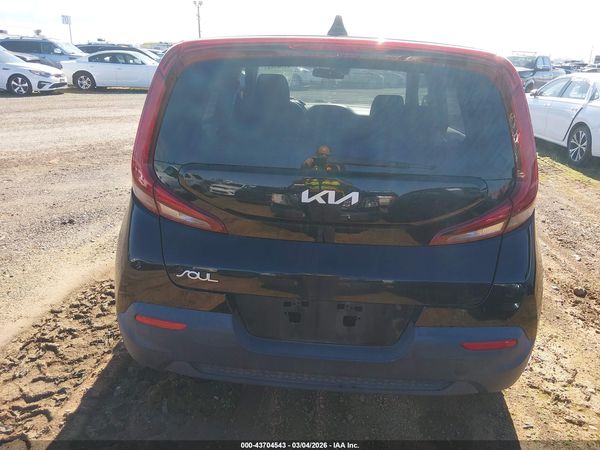 2022 KIA SOUL LX