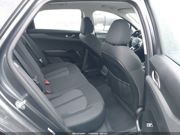 2023 KIA K5 LXS