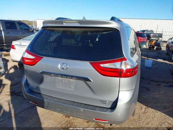 2015 TOYOTA SIENNA