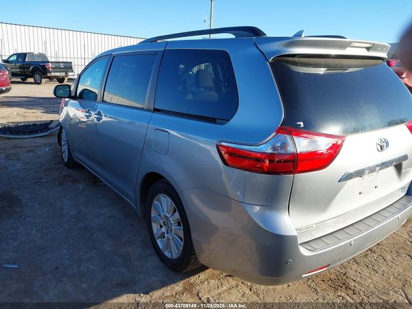 2015 TOYOTA SIENNA